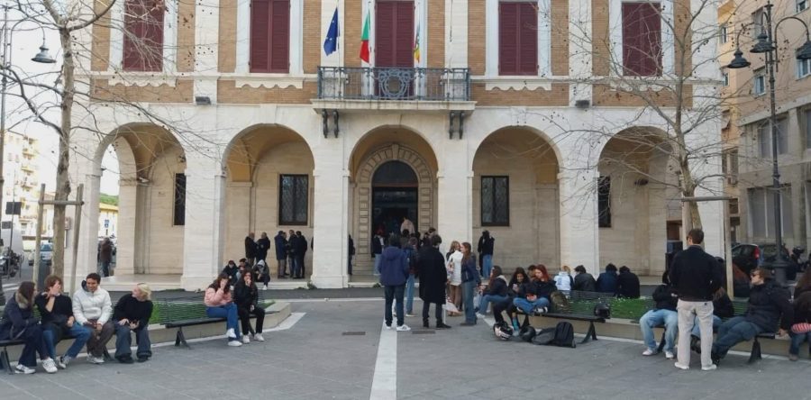 Aule allagate, oggi sciopero e presidio degli studenti