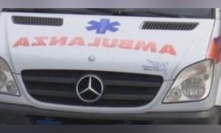 15 enne prende trattore di notte, si ribalta e muore